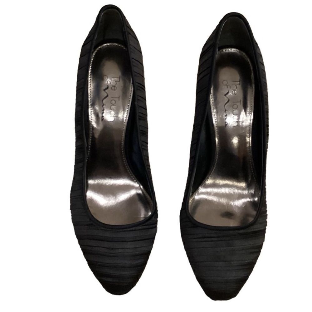 Touch of Nina Black Heels Sz 8